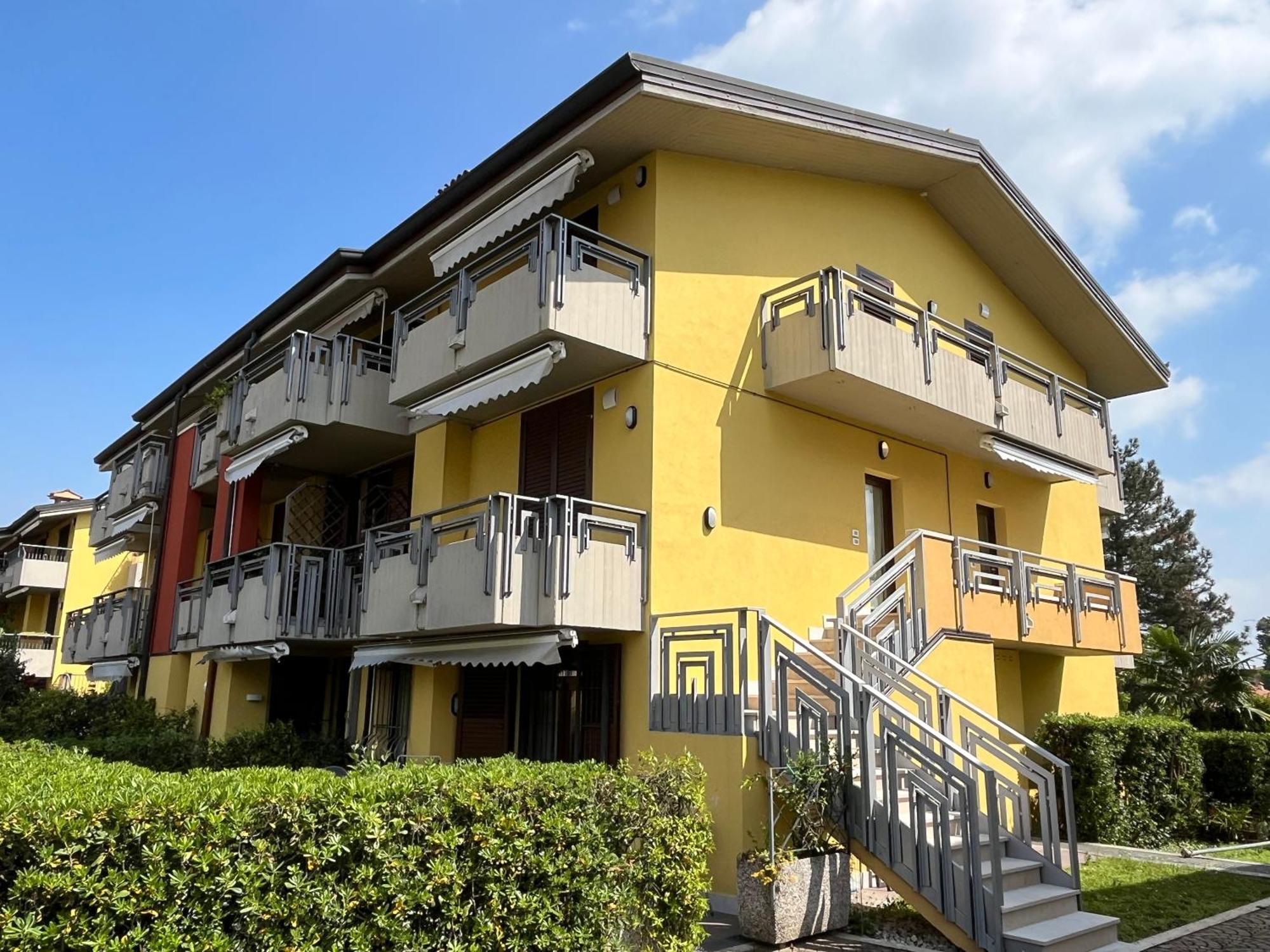 Discovery Flat With Pool & Bikes Apartment ซีร์มิโอเน ภายนอก รูปภาพ